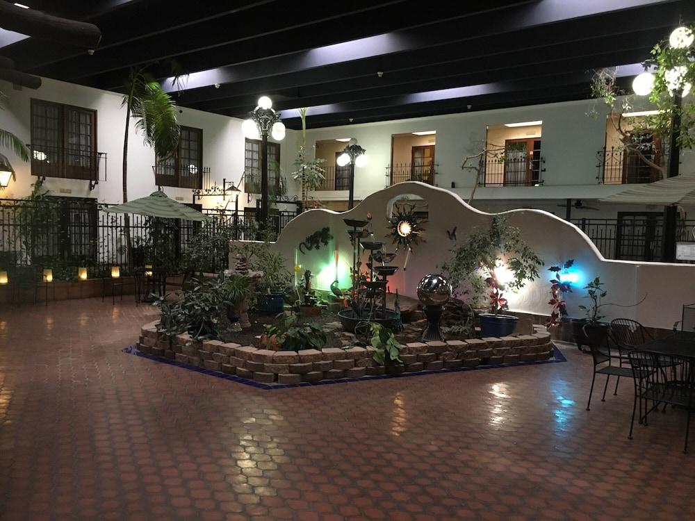 Ramada By Wyndham Las Cruces Hotel & Conference Center Exteriér fotografie